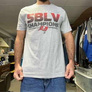 Fanatics Tampa Bay Buccaneers T-Shirt Size M NFL Super Bowl Champions LV Florida